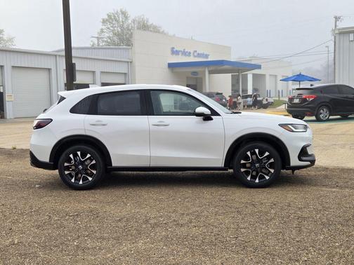 Platinum White 2026 Honda HR-V EX-L