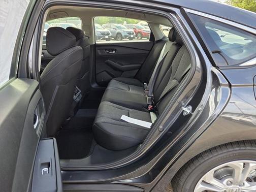2025 Honda Accord LX 1.5T