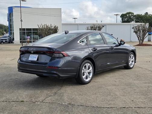 2025 Honda Accord LX 1.5T