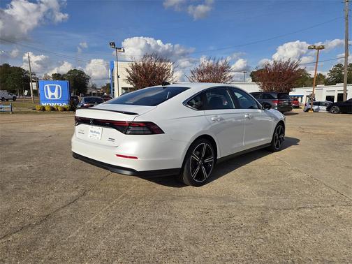 2025 Honda Accord Hybrid Base