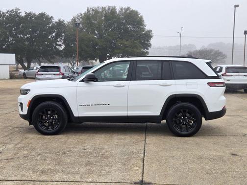 2024 Jeep Grand Cherokee Altitude