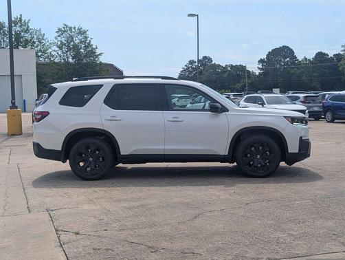 Platinum White 2026 Honda Pilot Black Edition