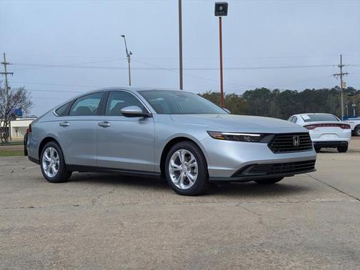 2025 Honda Accord LX 1.5T