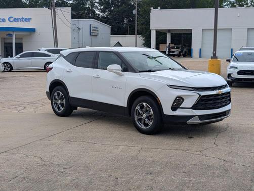 Summit White 2025 Chevrolet Blazer 2LT