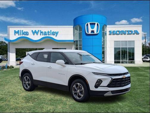 Summit White 2025 Chevrolet Blazer 2LT
