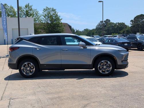 Sterling Gray Metallic 2025 Chevrolet Blazer 2LT