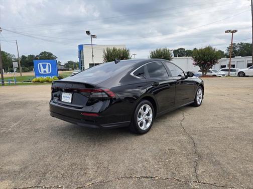 2024 Honda Accord LX 1.5T