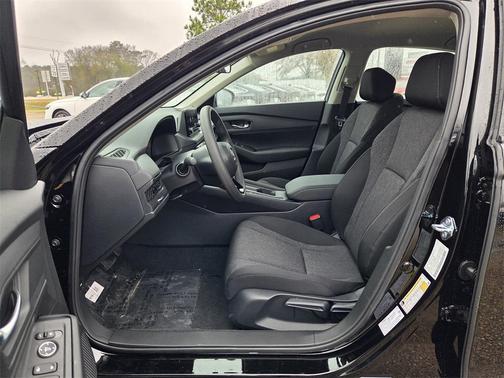 2025 Honda Accord LX 1.5T