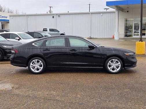 2025 Honda Accord LX 1.5T