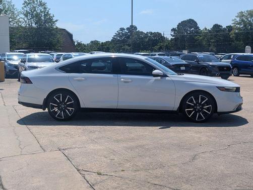 Platinum White 2025 Honda Accord Hybrid Touring