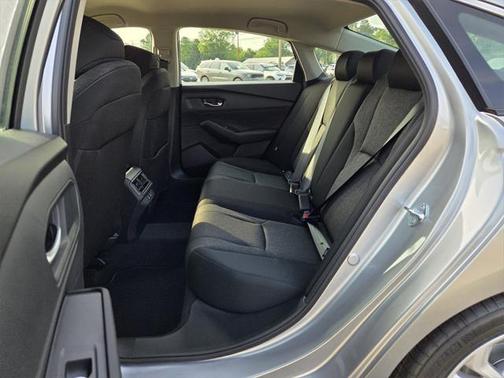 2025 Honda Accord LX 1.5T