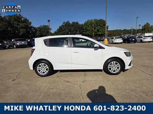 2020 Chevrolet Sonic FWD Hatchback 1FL 5-Door