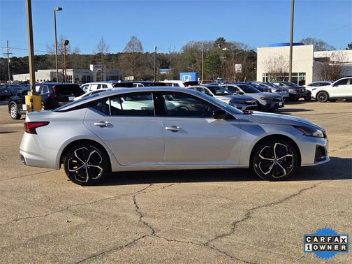 2024 Nissan Altima SR FWD