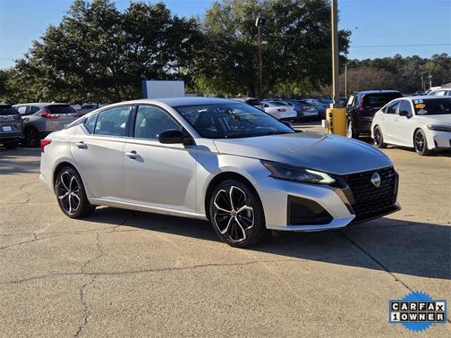 2024 Nissan Altima SR FWD