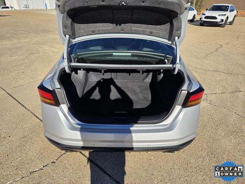 2024 Nissan Altima SR FWD