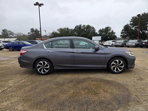 2017 Honda Accord EX