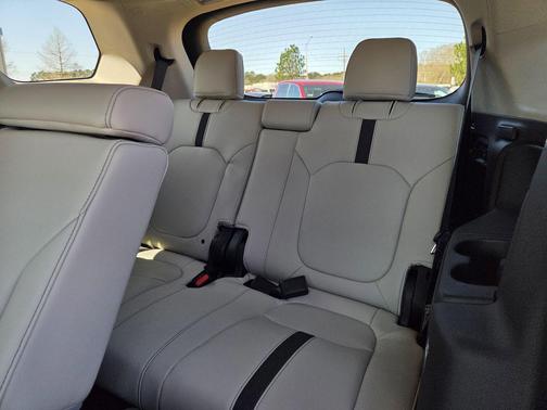 Silver Metallic 2026 Honda Pilot EX-L