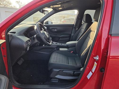 2026 Honda HR-V 2WD Sport