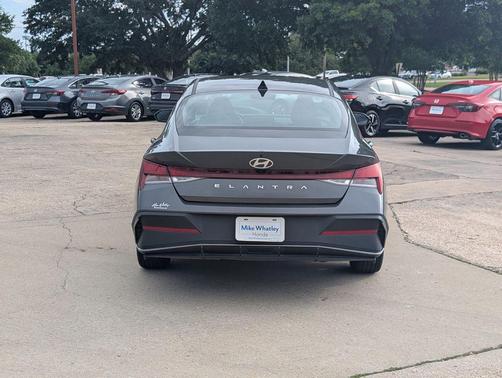 Ecotronic Gray 2024 Hyundai ELANTRA SEL