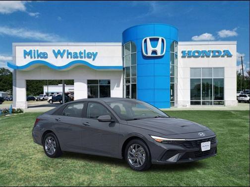 Ecotronic Gray 2024 Hyundai ELANTRA SEL