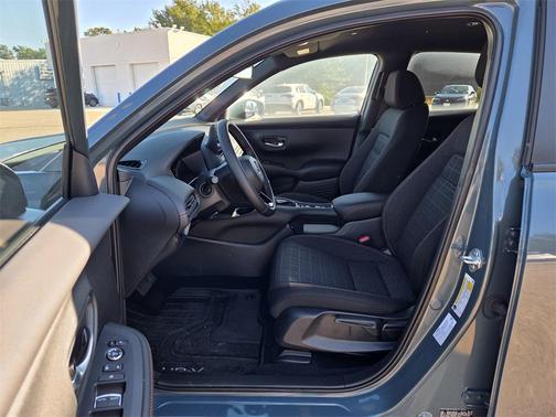 2026 Honda HR-V 2WD Sport