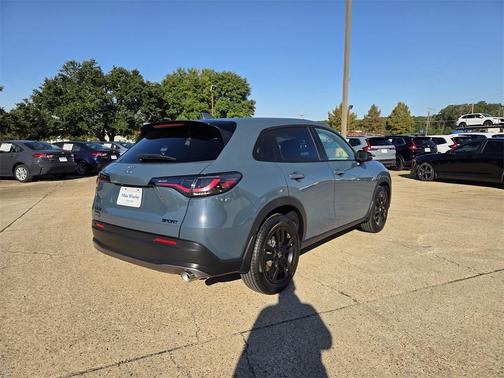 2026 Honda HR-V 2WD Sport