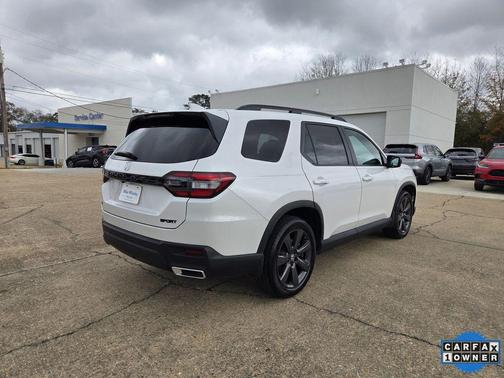 2025 Honda Pilot Sport