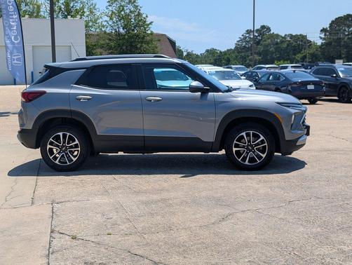 Sterling Gray Metallic 2024 Chevrolet Trailblazer LT