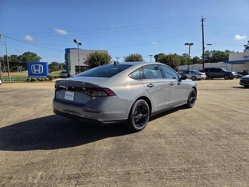 2025 Honda Accord Sport SE 1.5T