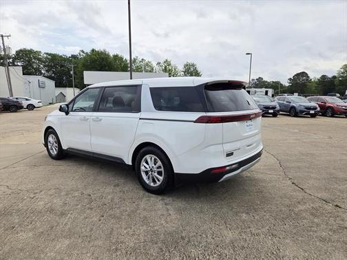 2022 Kia Carnival LXS