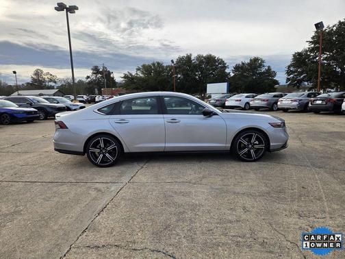 Solar Silver Metallic 2024 Honda Accord Hybrid Sport