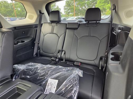 2025 Honda Pilot Touring 8-Passenger