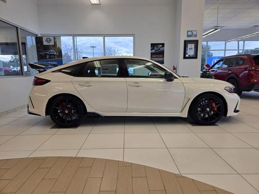 2025 Honda Civic Type R Base
