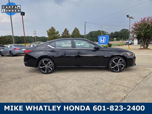 2024 Nissan Altima SR FWD