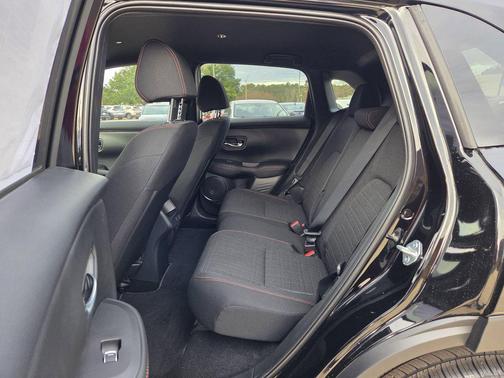 2026 Honda HR-V 2WD Sport