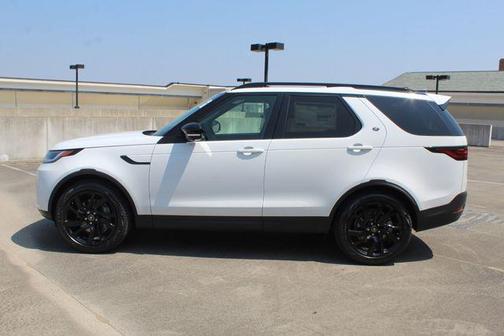 2025 Land Rover Discovery P300 S