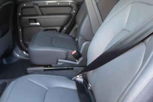 2025 Land Rover Defender P400 X