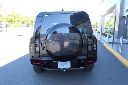 2025 Land Rover Defender P400 X