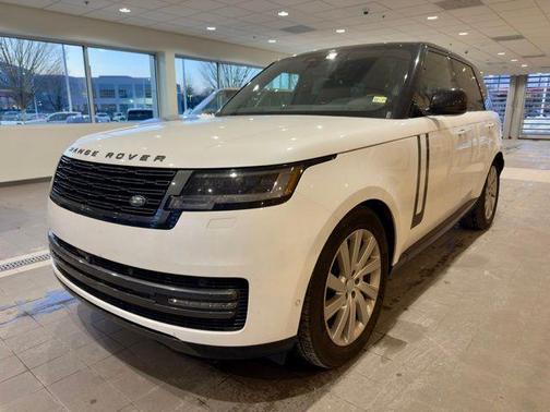 2024 Land Rover Range Rover P400 SE