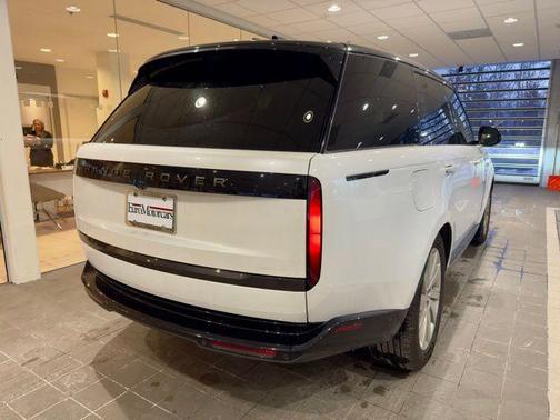 2024 Land Rover Range Rover P400 SE