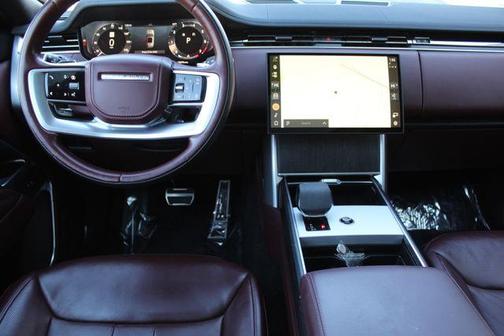 2024 Land Rover Range Rover P400 SE SWB