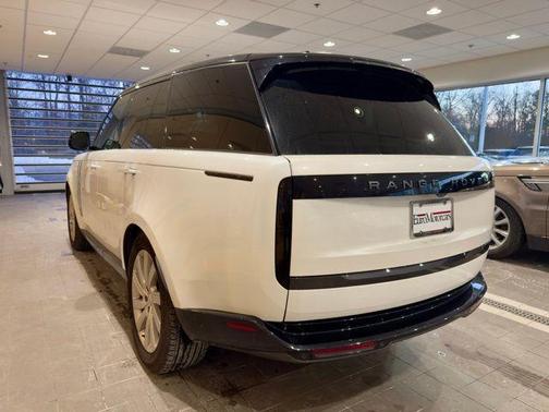 2024 Land Rover Range Rover P400 SE