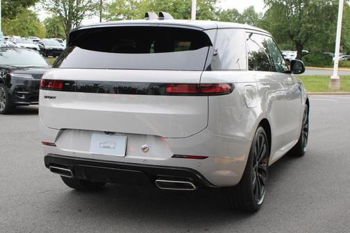 Borasco Grey 2027 Land Rover Range Rover Sport P460e Dynamic SE