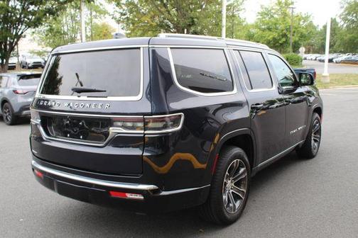 2023 Jeep Grand Wagoneer Base