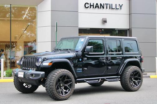 Black Clearcoat 2022 Jeep Wrangler Unlimited 4xe Rubicon