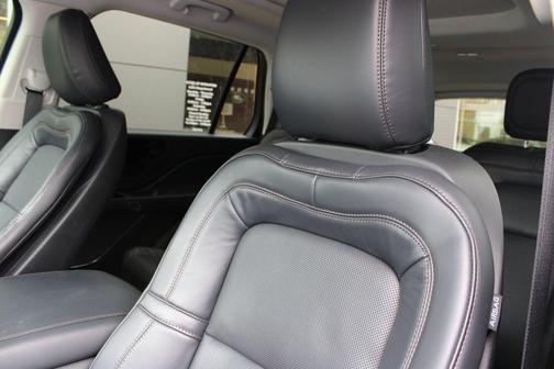 Infinite Black Metallic 2025 Lincoln Aviator Reserve AWD
