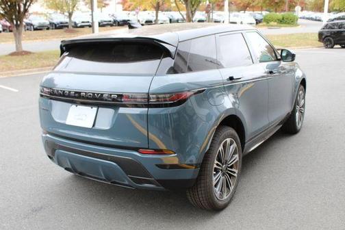 2026 Land Rover Range Rover Evoque Dynamic SE