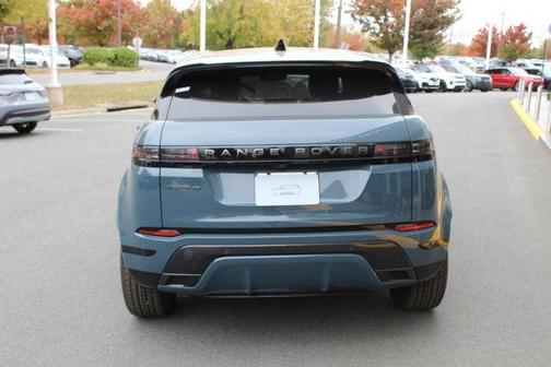 2026 Land Rover Range Rover Evoque Dynamic SE