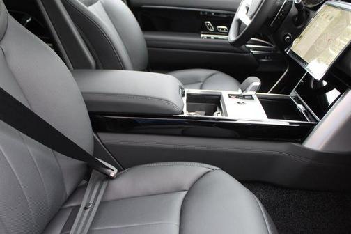 2025 Land Rover Range Rover P530 Autobiography