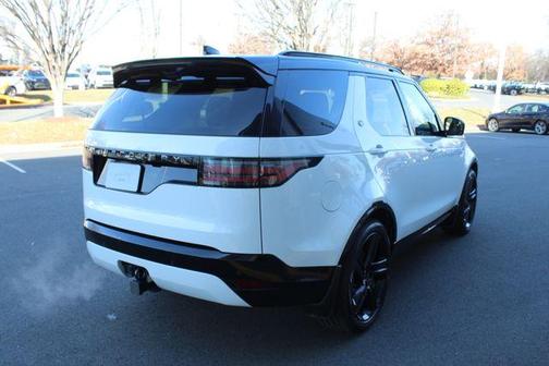 2025 Land Rover Discovery P360 Dynamic SE
